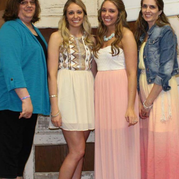 Sequence ivory colored dress - Picture 6 of 6